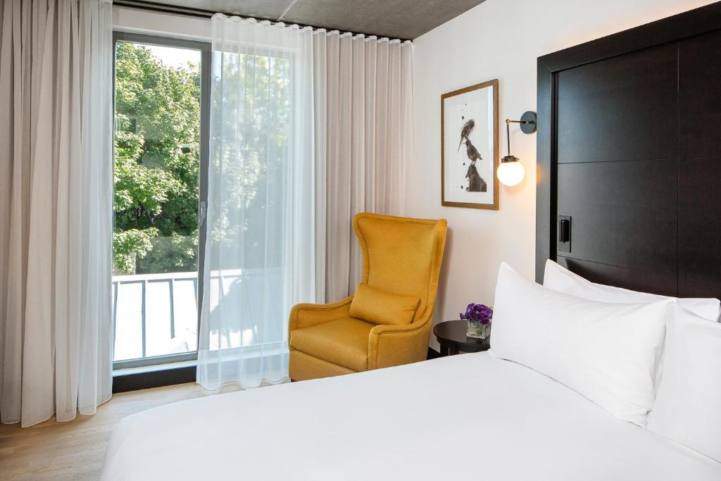 Hotel Room 2