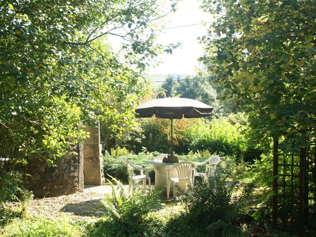 Beautiful Holiday Home in La Chapelle-aux-Bois with Garden