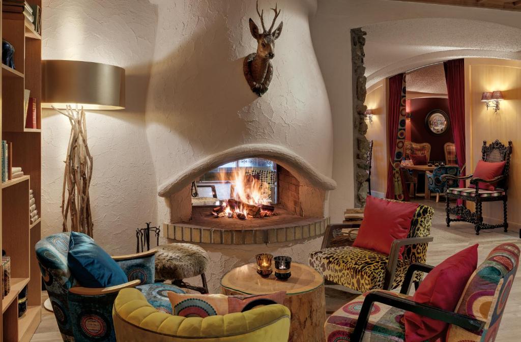 Morosani Posthotel photo
