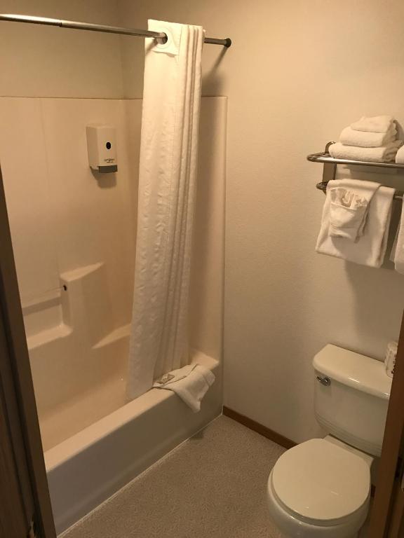 Harborview Inn photo