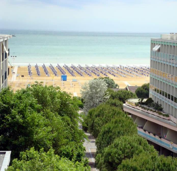 Hotel Astoria — Plaża in Bibione, Wenecja Euganejska