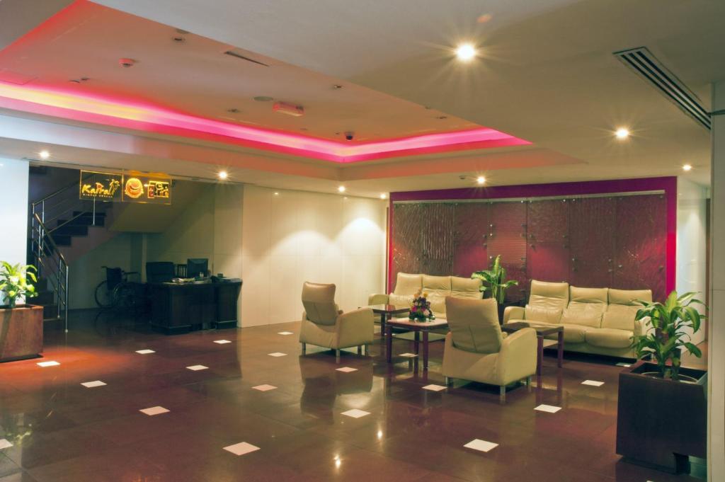 Ramee Royal Hotel photo