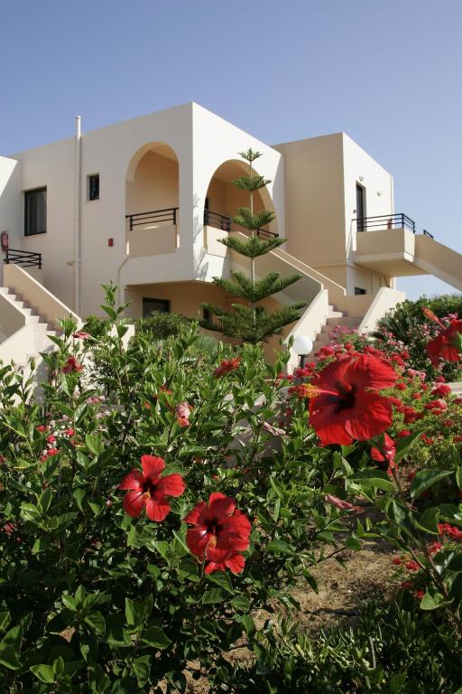 Nanakis Beach Luxury Apartments photo