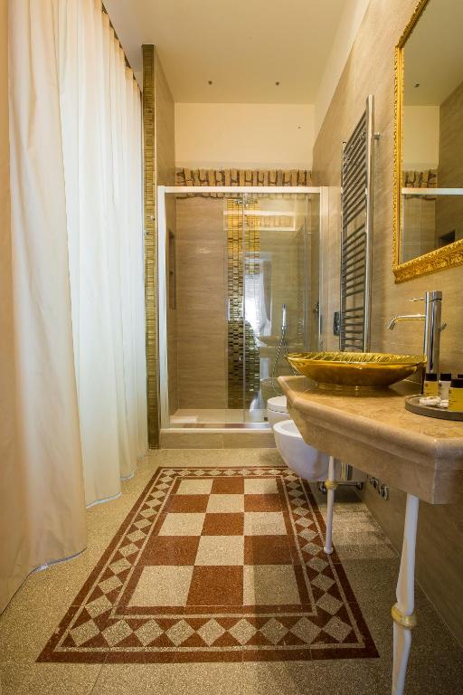 Trastevere Royal Suite photo