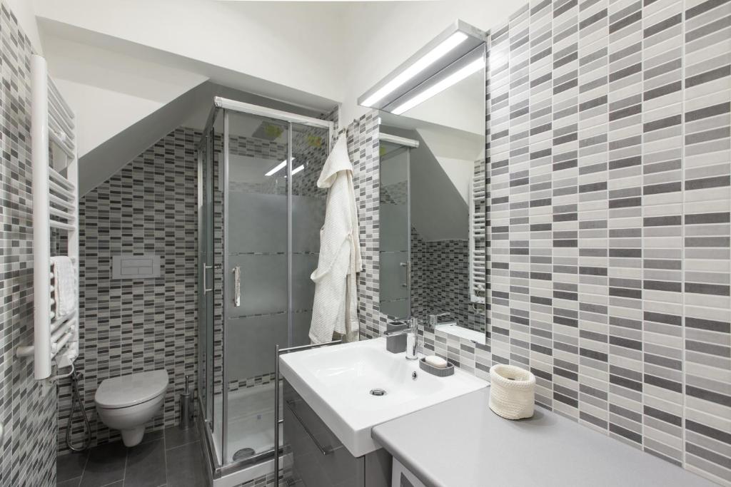 Urbana Lodge, Monti photo