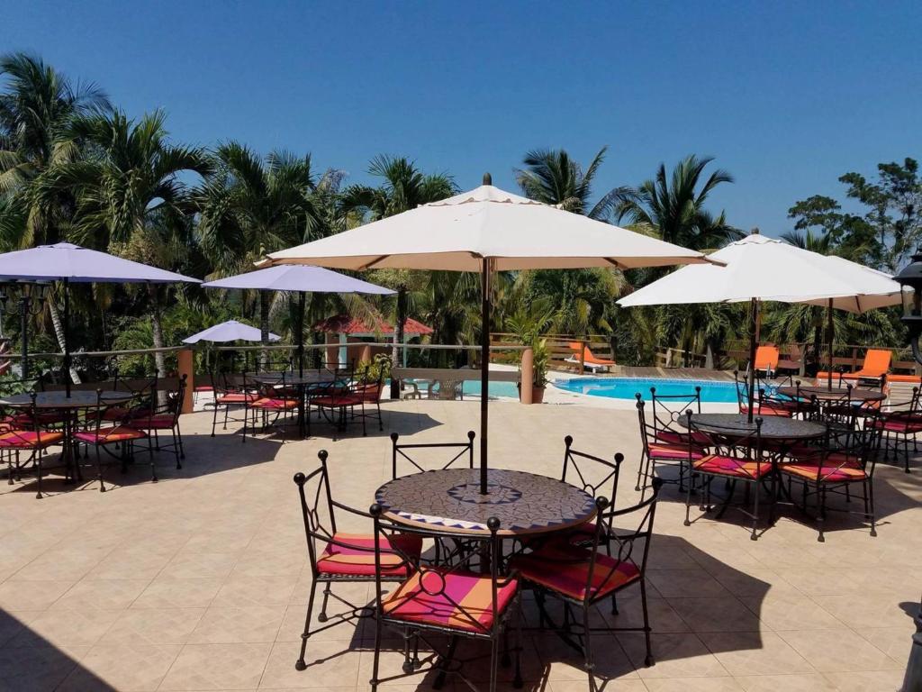 Đồ ăn và thức uống