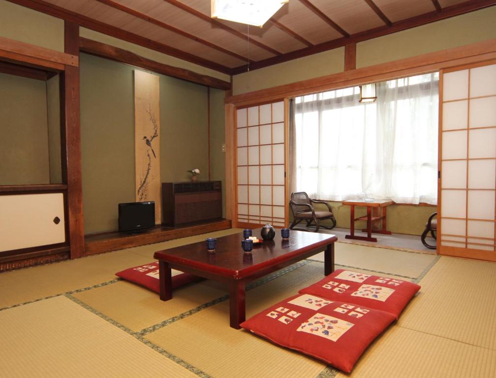 Economy Japanese-Style Room with Shared Bathroom and Toilet