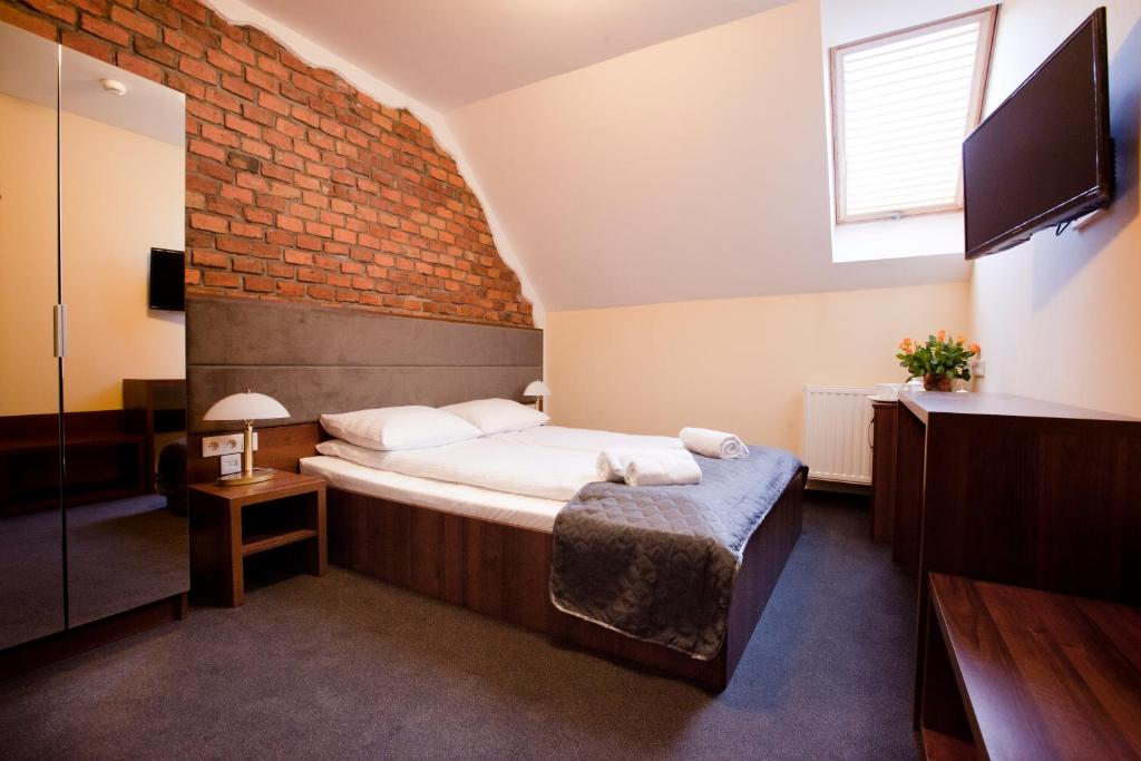 Aparthotel W Palacu — Hotel in Kraków
