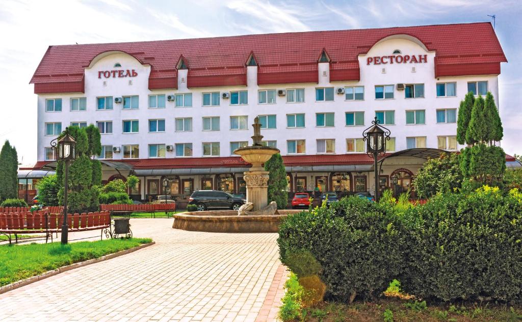 Готель "Дубно" — Hotel in Dubno