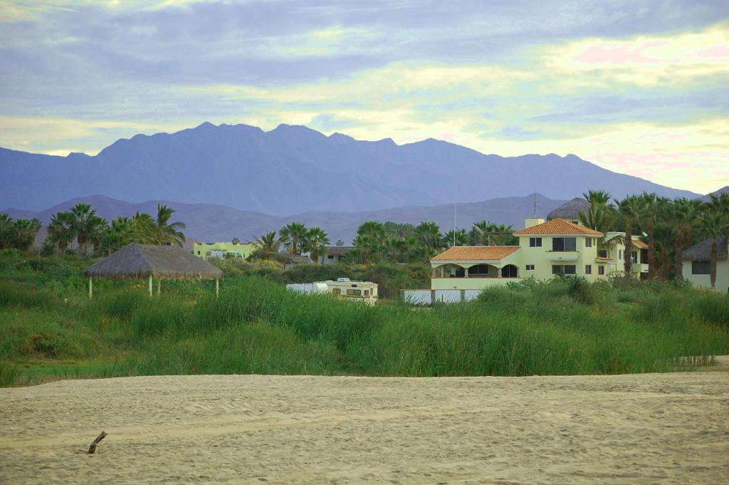 Pescadero Palace — Hotel in El Pescadero