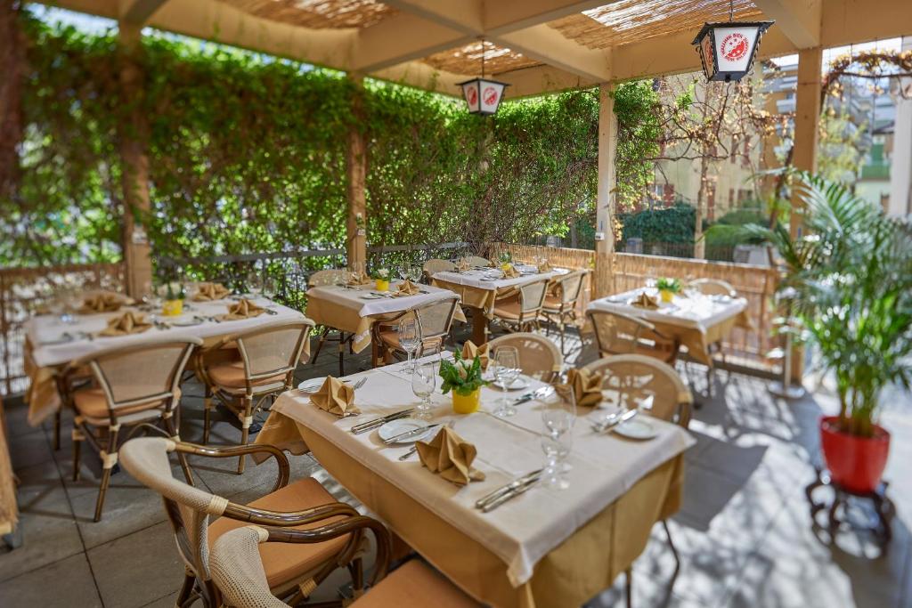 ระเบียง/ชานเรือน