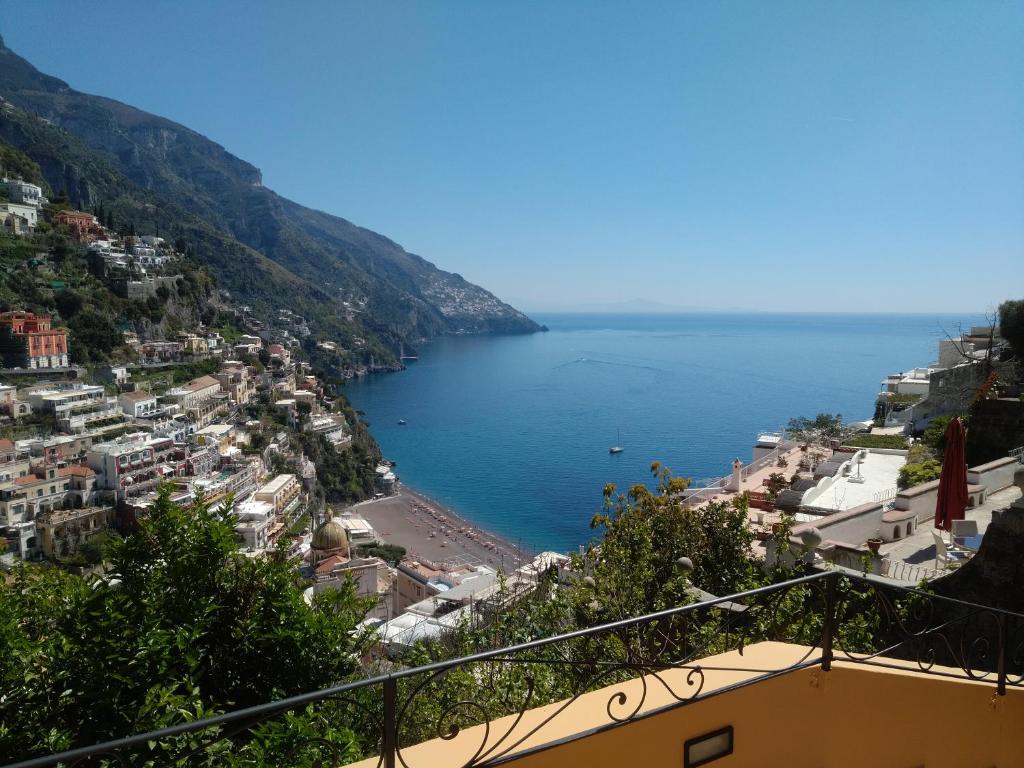 Casa Hellen Positano center photo