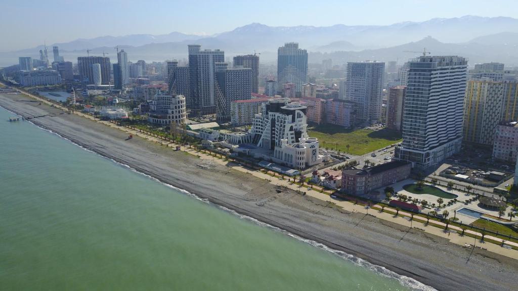 Orbi Dima Apart. Batumi photo