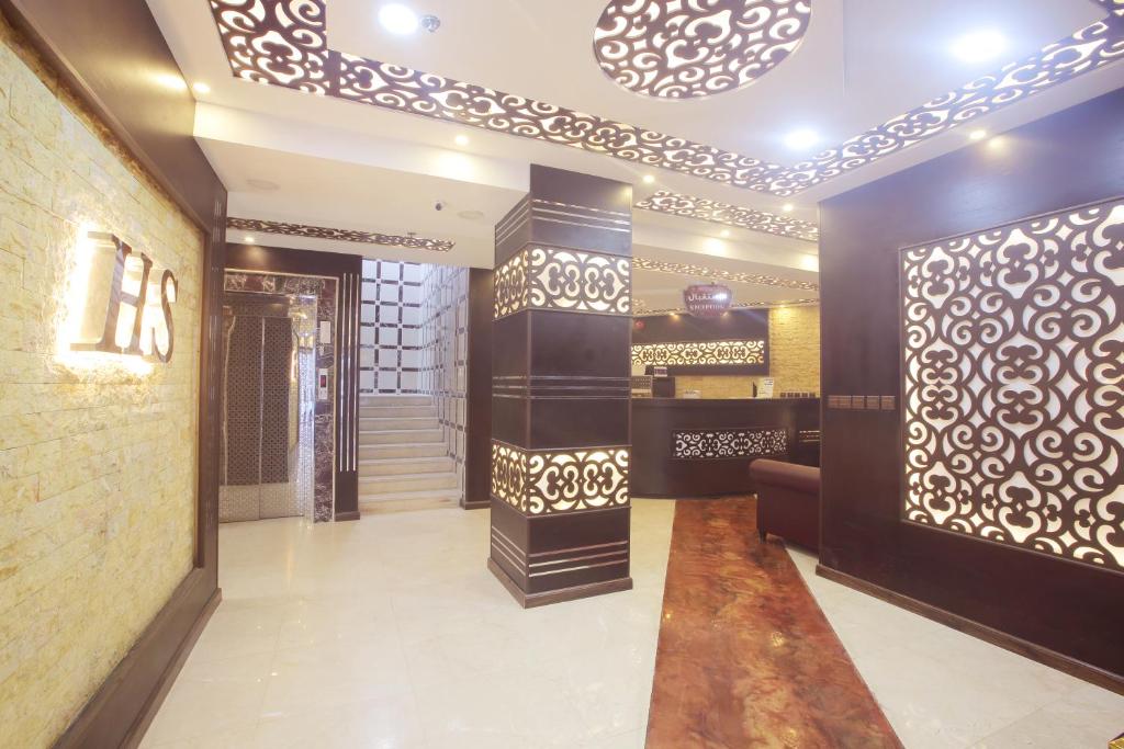City Center Plaza Aparthotel - Facilities image