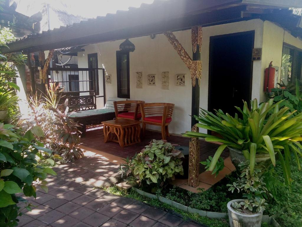Gazebo Beach Hotel