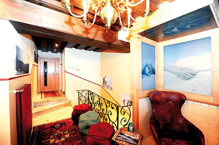 Ski in Ski out Hotel Unterellmau photo