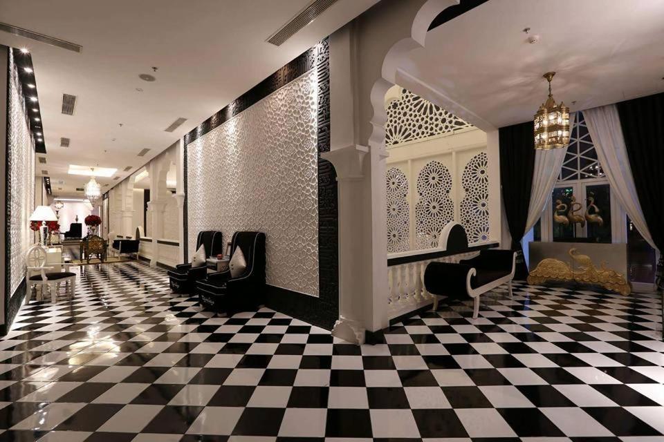 Ho Chi Minh City Chloe Gallery Additional