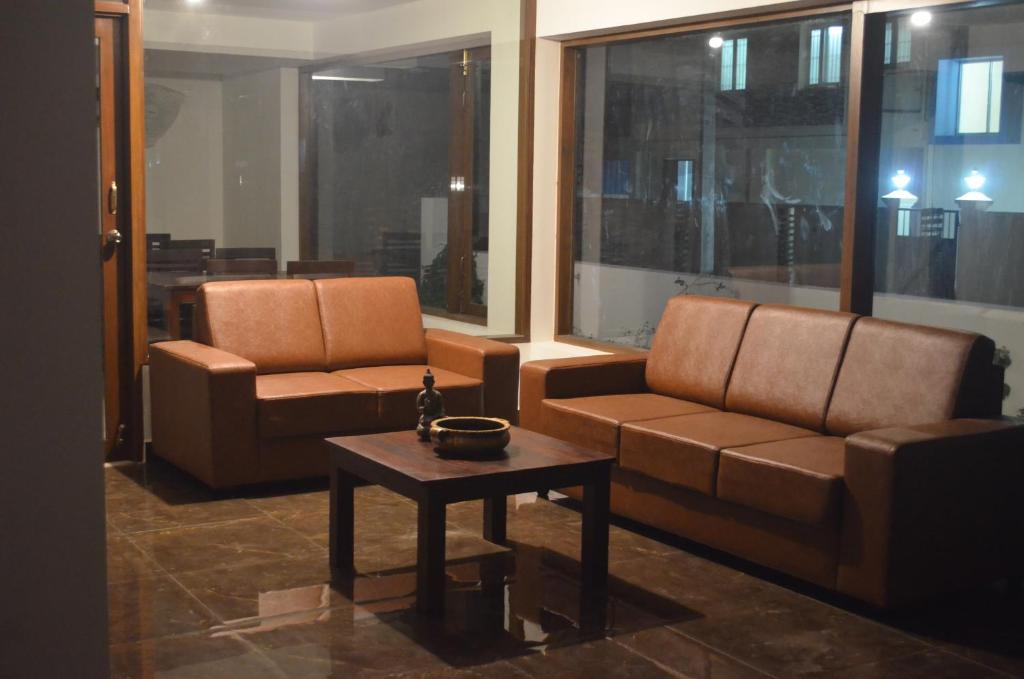 Blackroots Serviced Apartments photo