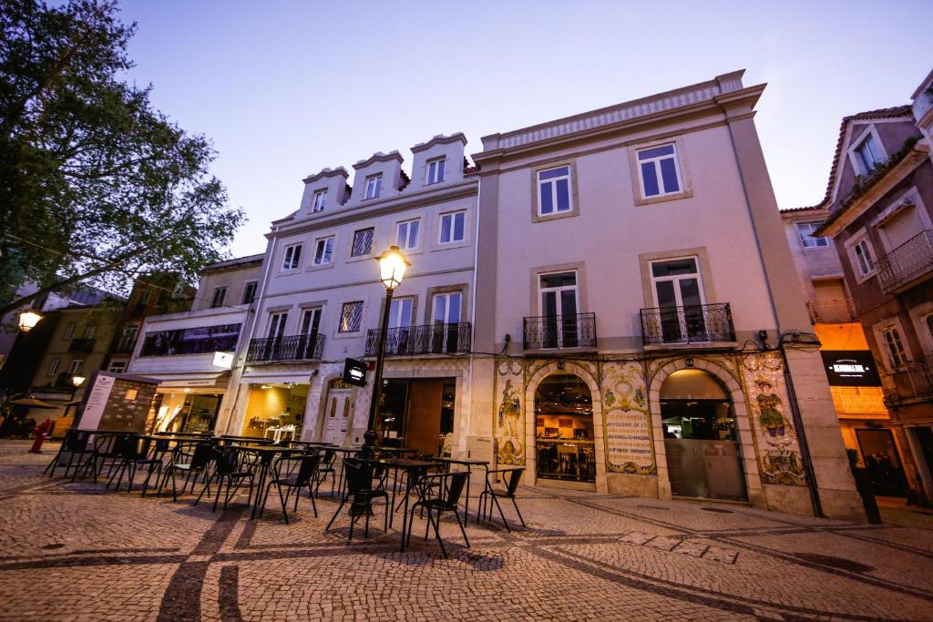 De Pedra e Sal Hostel &amp; Suites — Hotel in Setubal