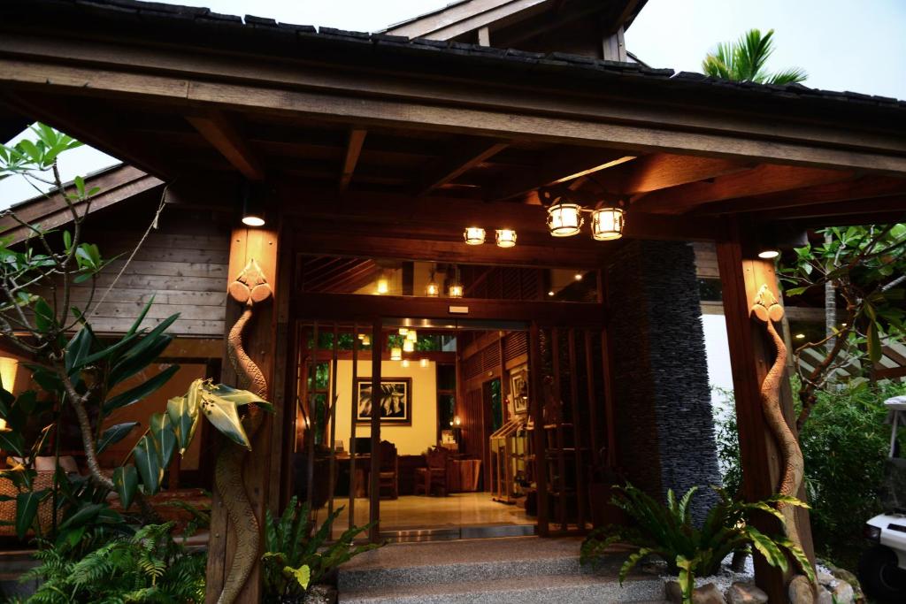 Mudanwan Villa
