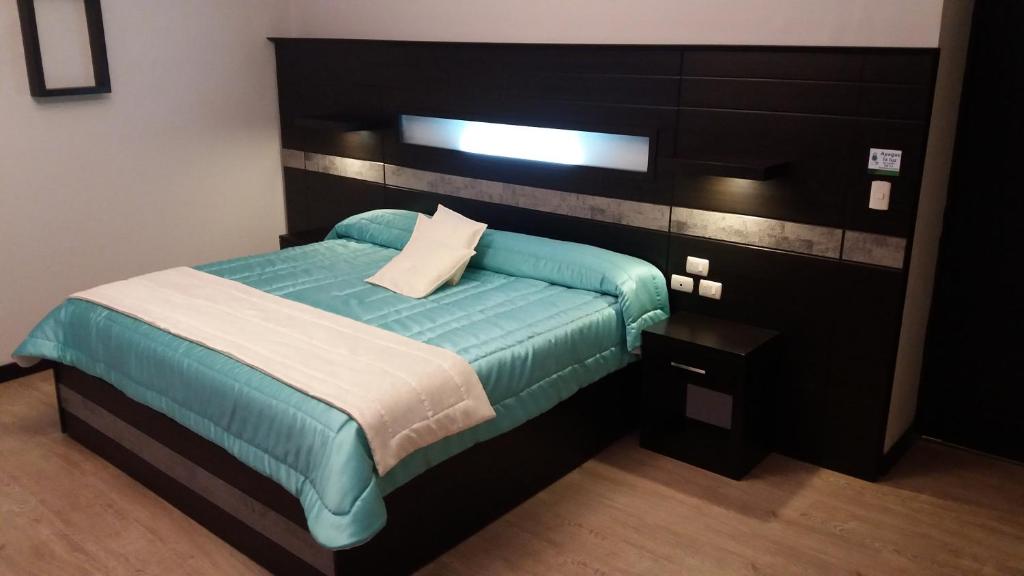 Hotel Majestic 2 by HHG - 4