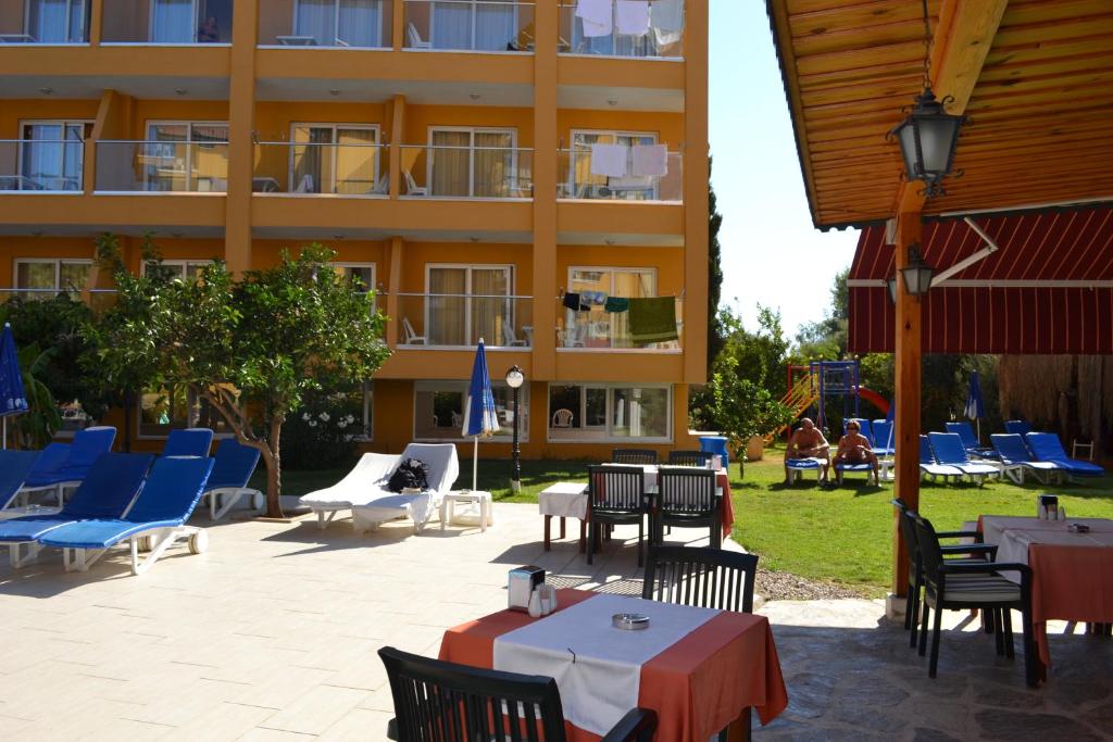 Begonville Apart Hotel — Hotel building in Side