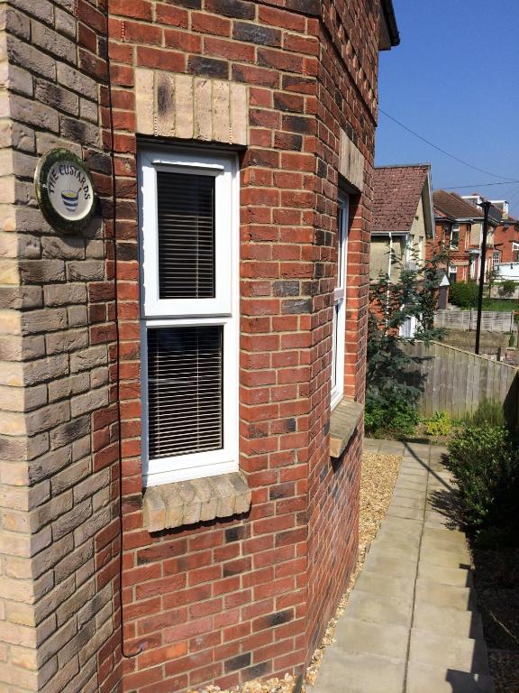 The Custards, Shanklin