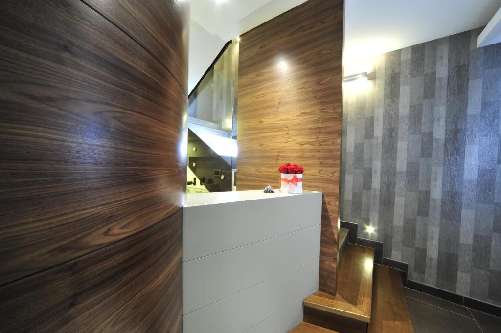 NV Luxury Suites &amp; Spa — Hotel in Belgrade