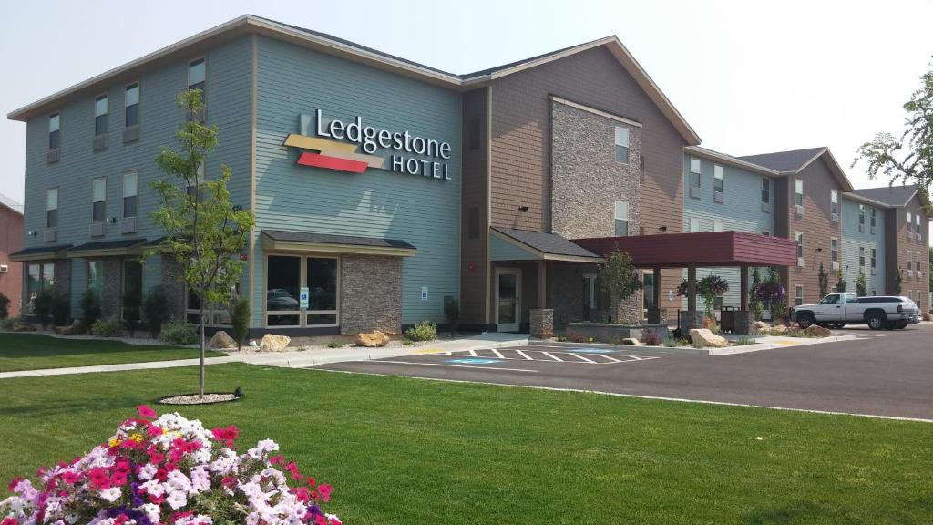 Ledgestone Hotel Billings photo