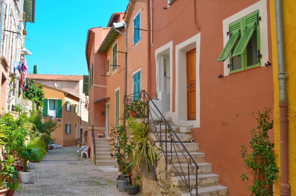 Villefranche Sur Mer One Bed - 3