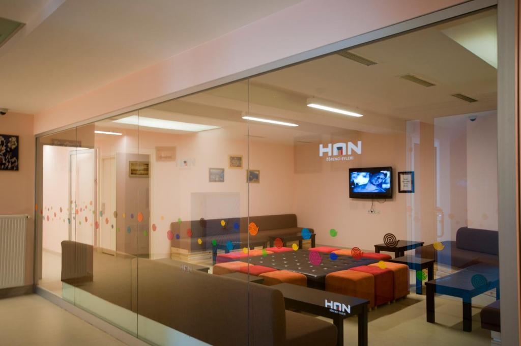 Shared lounge/TV area