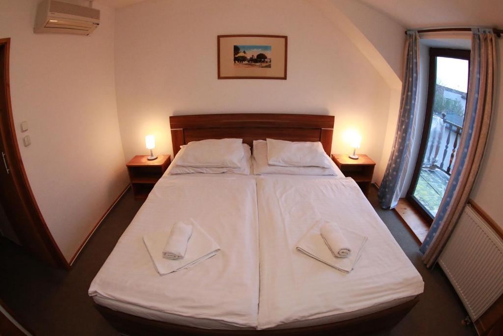 Hotel St.Florian Sturovo photo