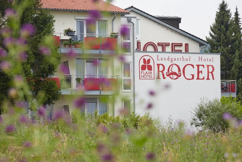 Flair Hotel Landgasthof Roger, hotel in Löwenstein