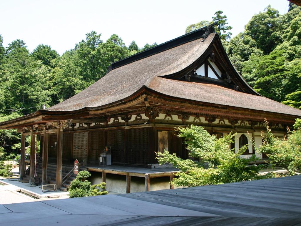Nearby attraction