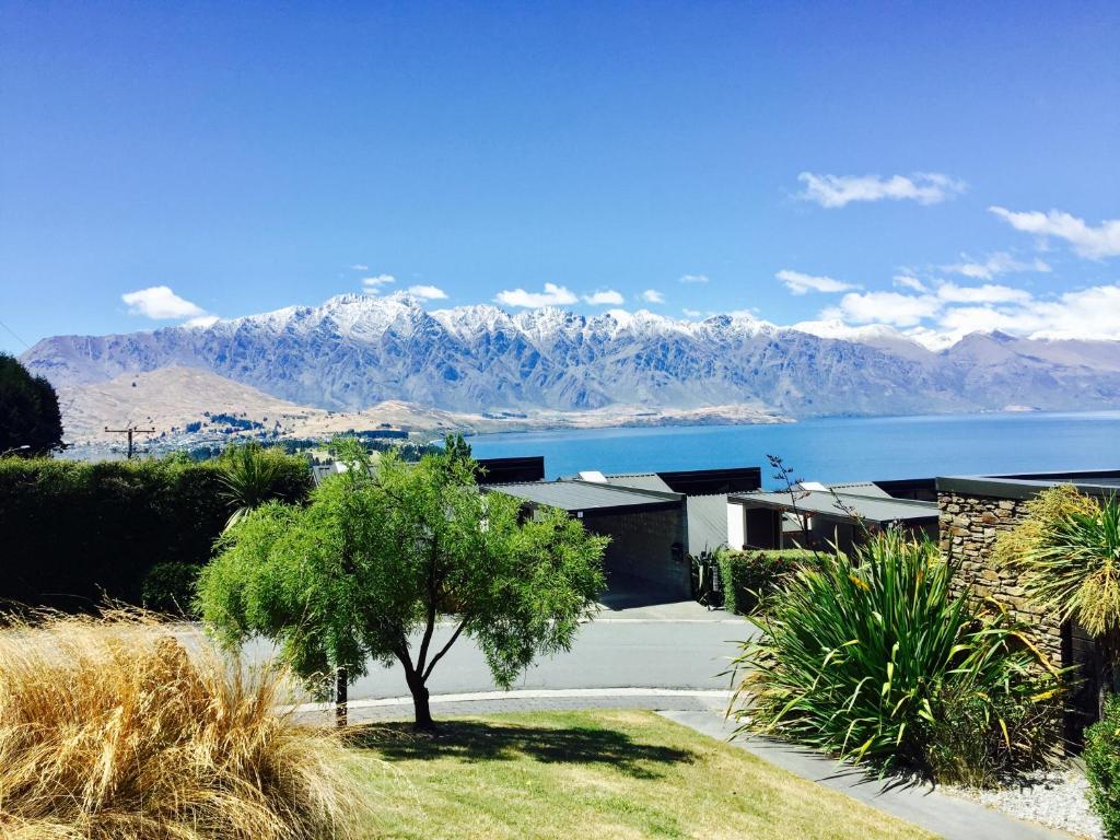 Distinctive Alpine Meadows — Hotel in Queenstown