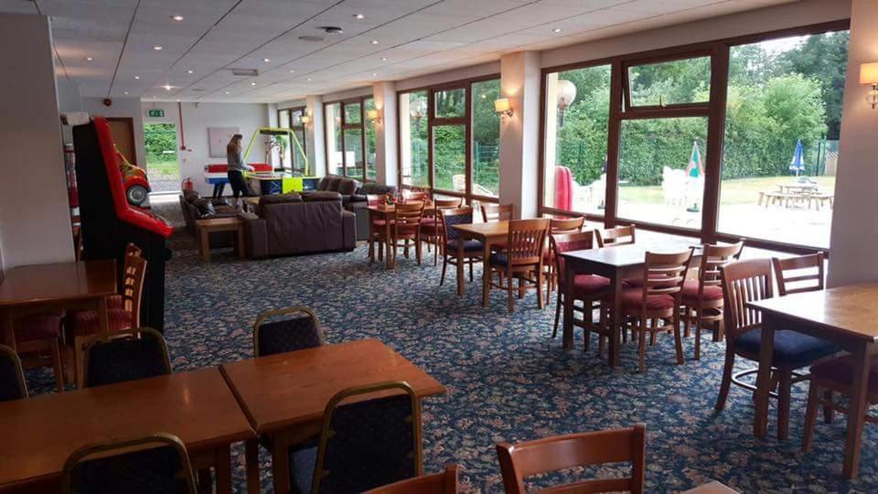 147 Snowdon Drive, Glan Gwna Holiday Park photo 4