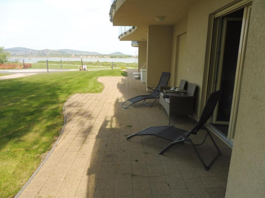 Azur Apartman photo