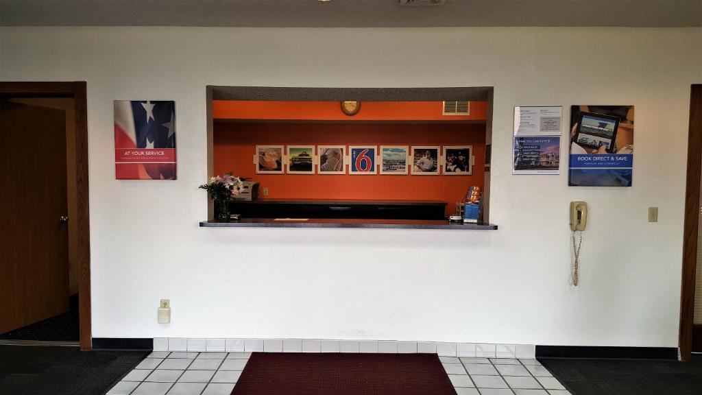 Motel 6-Saukville, WI photo