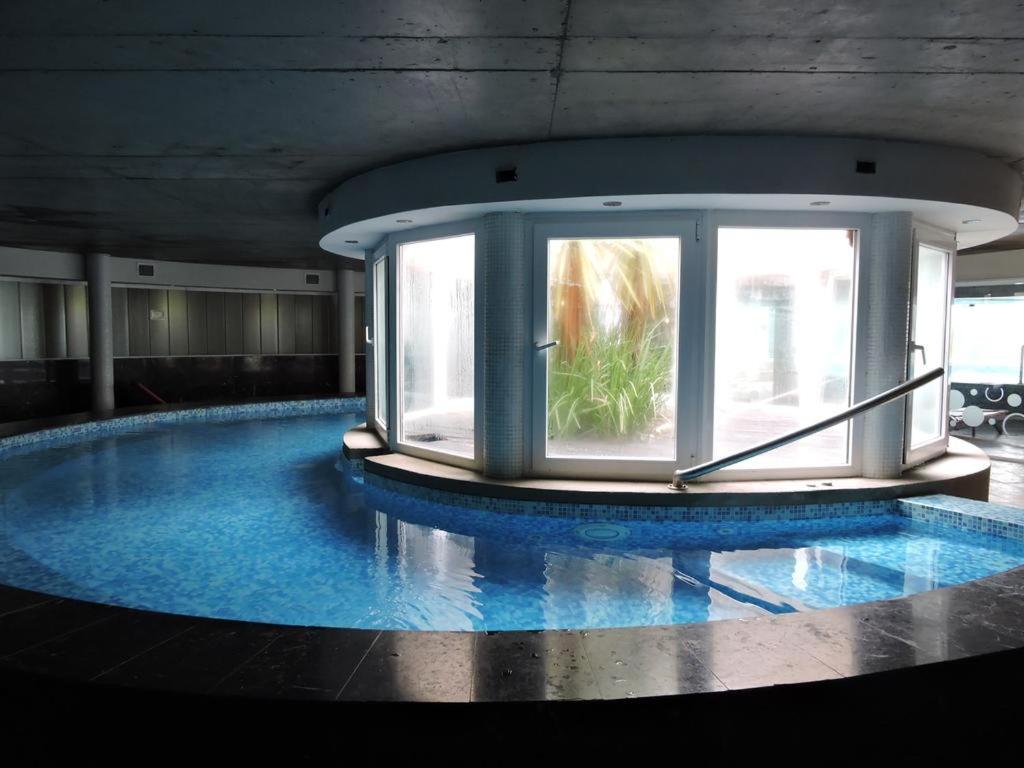 Linda Bay Spa Apartments - 3