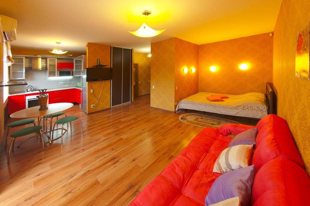 однушки вторички. ремонт в квартире. однокомнатная студия саратов. однокомнатная квартира в барнауле. квартира студия в барнауле.