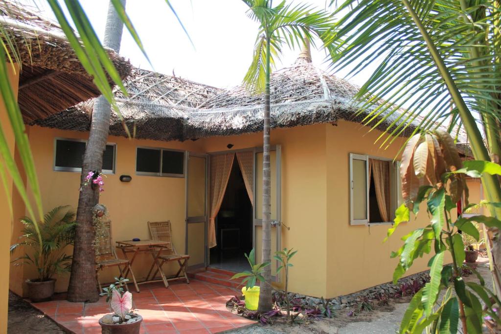 Exterior view, Thuy - Gunter Garden Bungalows in Phan Thiet