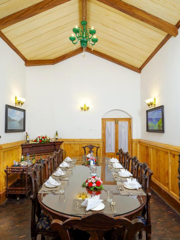 West Downs The Heritage Resort 宴会場