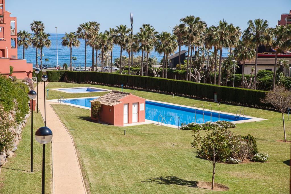 Luxury 100 sq.m. sea view apartment - 1