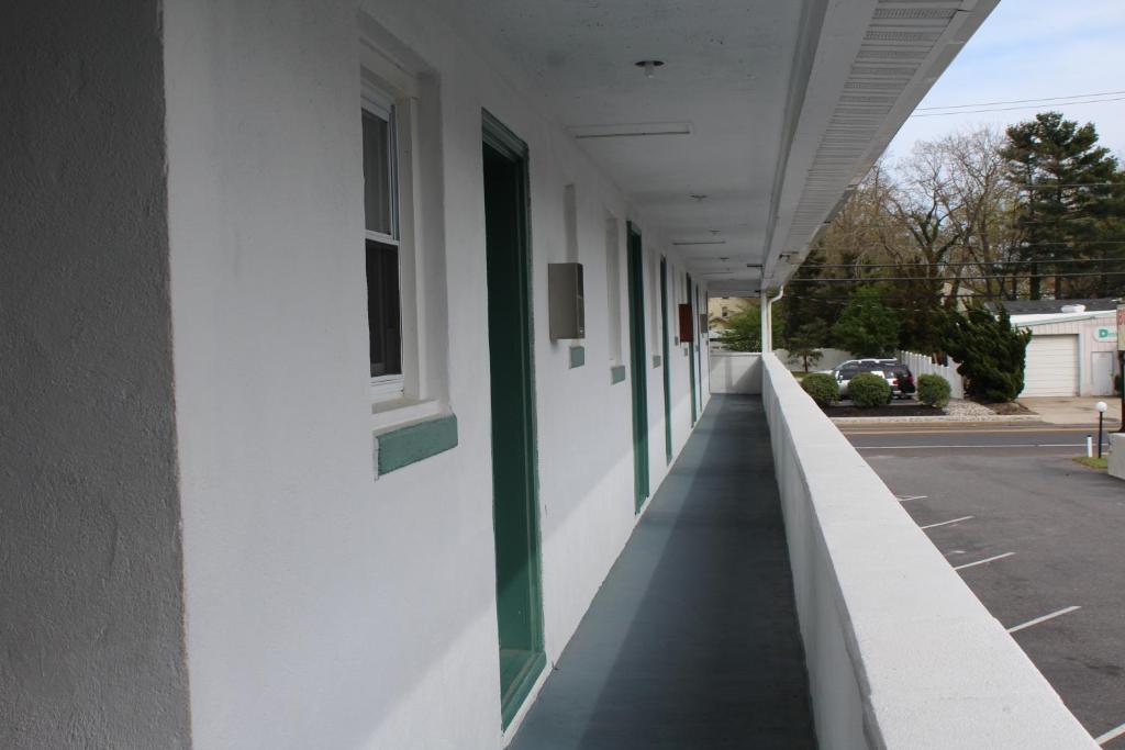 Budget Inn Motel Suites Somers Point photo
