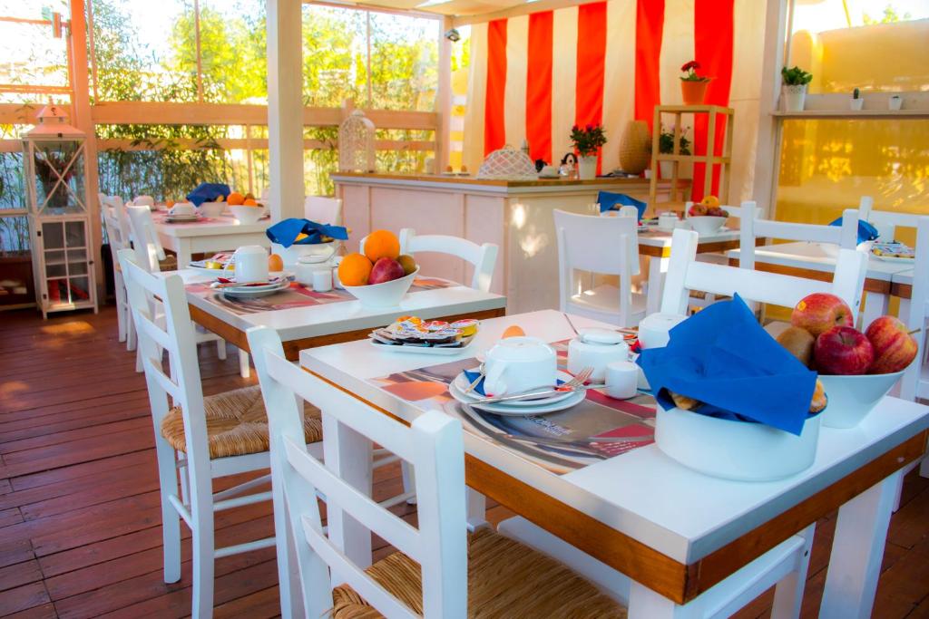 ระเบียง/ชานเรือน