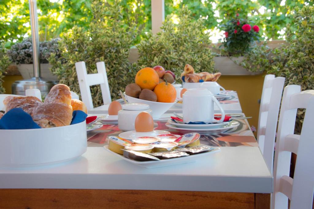 ระเบียง/ชานเรือน