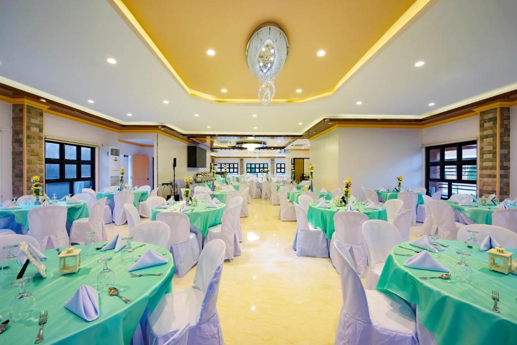 Banquet hall, Kabaleyan Cove Resort in San Carlos (Pangasinan)