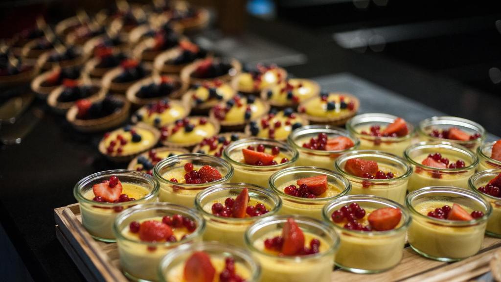 อาหารและเครื่องดื่ม