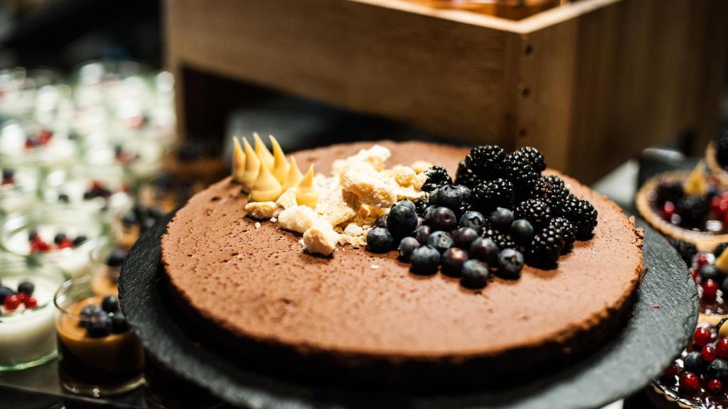 อาหารและเครื่องดื่ม