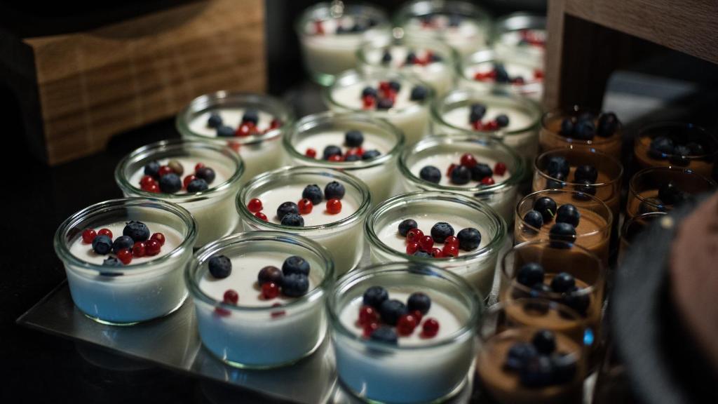 อาหารและเครื่องดื่ม